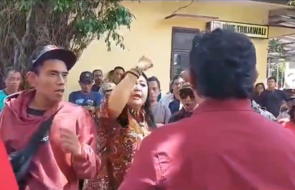 Diparani 2 Paspampres, Ketua DPC PDIP Gunung Kidul: Jokowi Takut Sama Bendera PDIP