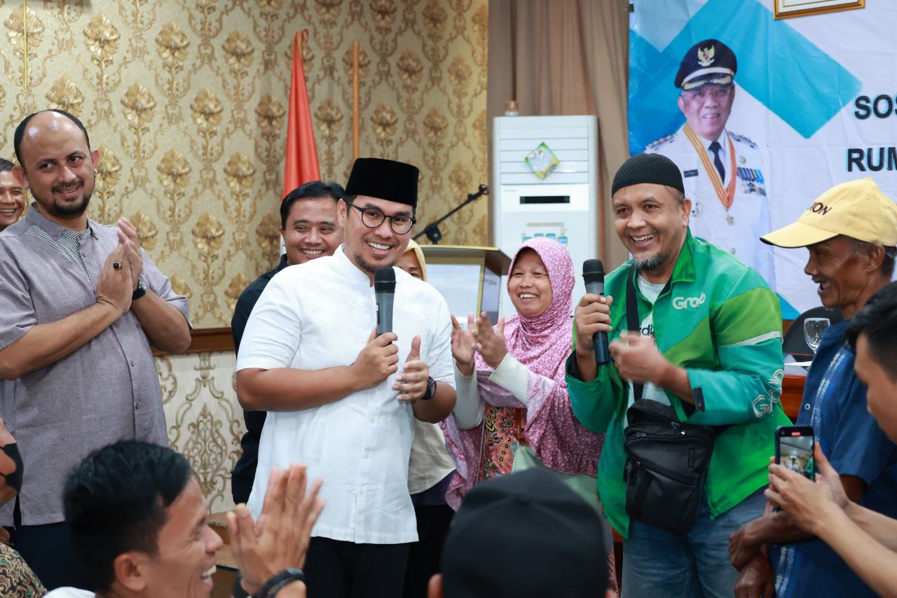 Bedah Rumah Menyentuh 7 Kecamatan, Pilar: di Pamulang 65 Unit Rumah Diperbaiki
