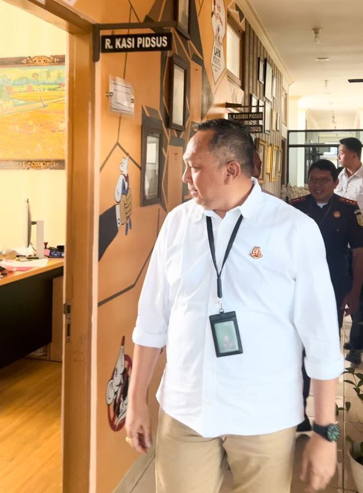 Kajati Bali Dr. Ketut Sumedana Sidak Pasca Pemilu di Kejari Gianyar