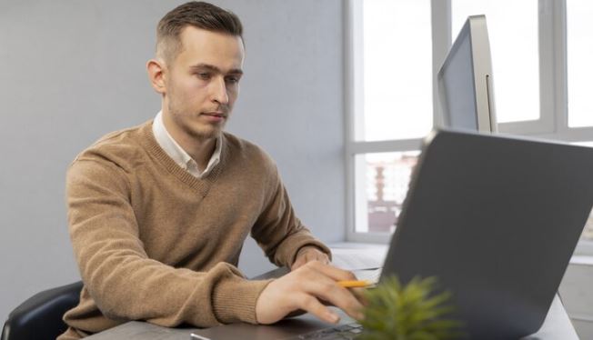 5 Pekerjaan Freelance yang Banyak Dicari di Tahun 2024