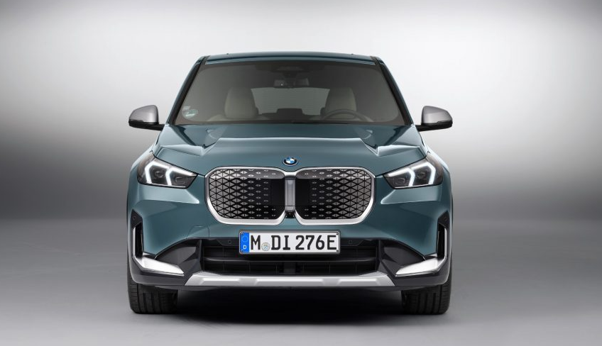 Kredit Mobil Listrik Murah BMW: Skema Cicilan BMW iX1 eDrive20 M Sport