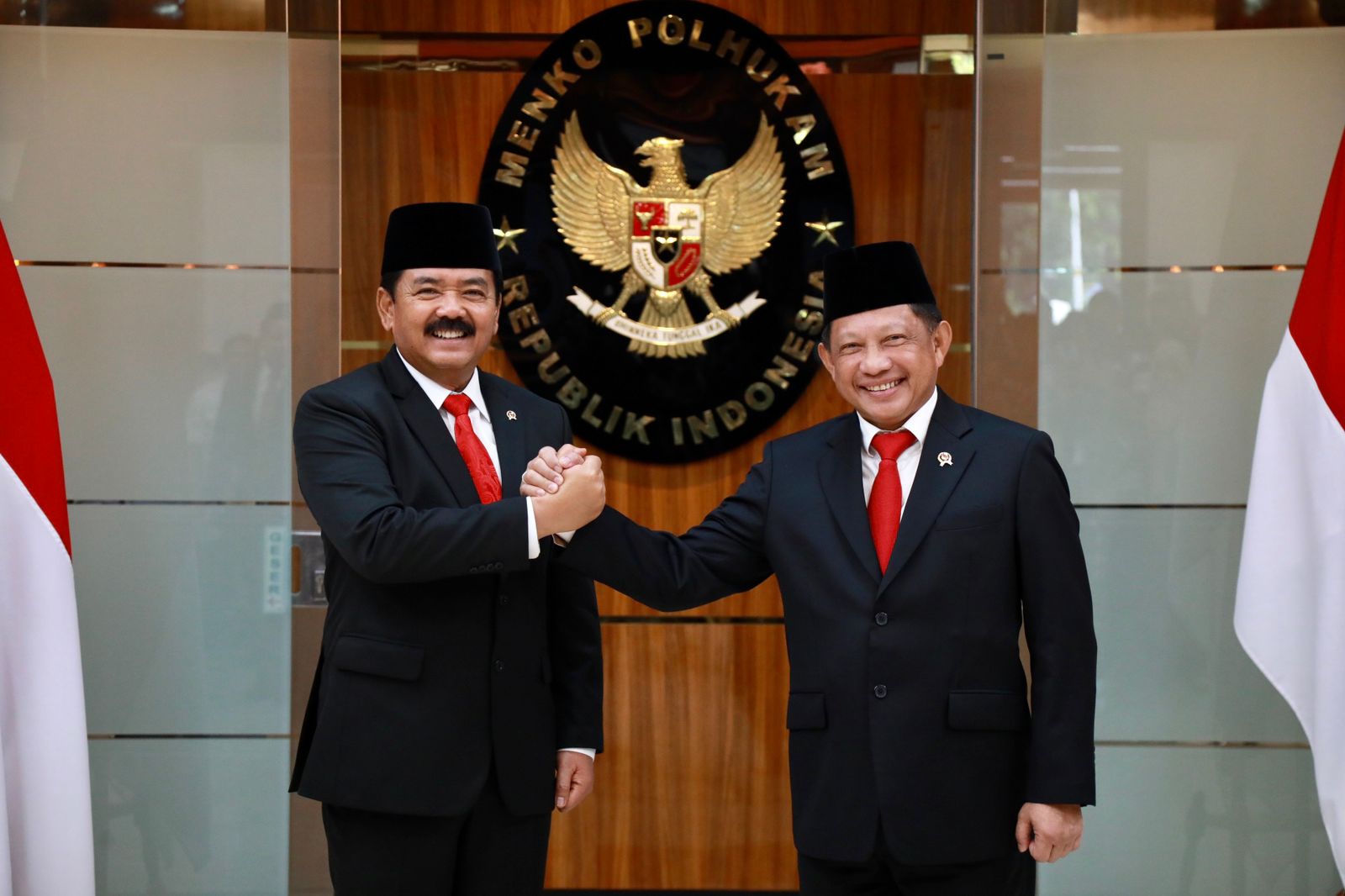 19 Hari Menjabat Menko Polhukam, Mendagri Tito: Kini Jabatan Menko Polhukam Diserahkan ke Hadi Tjahjanto