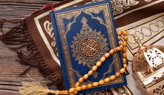 5 Keistimewaan Membaca Surat Al-Kahfi di Hari Jumat