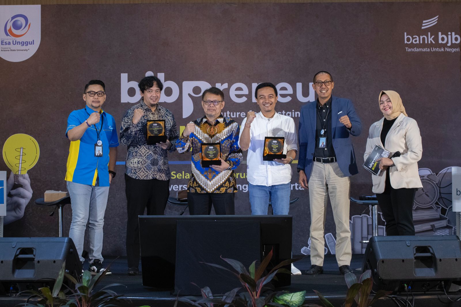 bjbPreneur on Campus Universitas Esa Unggul: Merancang Konsep Sustainability Business untuk Entrepreneur  