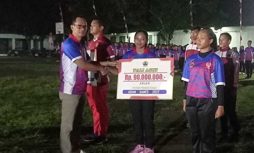 Gubernur kepada Atlet Pelatda:  Berjuanglah Ekstra Keras Demi Prestasi Tertinggi di PON