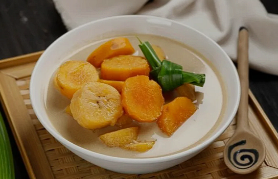 Resep Takjil Kolak Pisang, Menu Wajib Buka Puasa