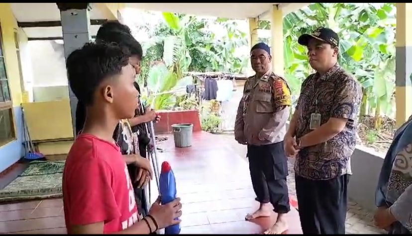 7 Pelajar Gagal Tawuran, Aksinya Diketahui Polisi, Kena Sanksi Bersihkan Musholah