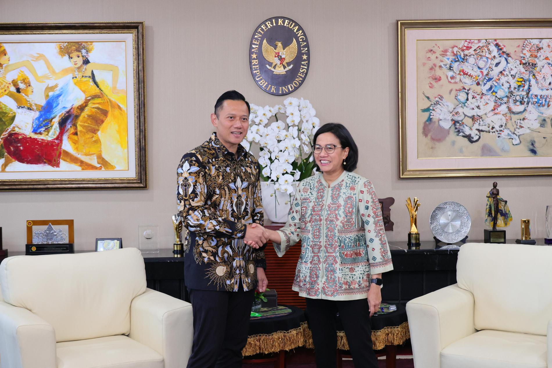 Bicarakan Program Strategis, Menteri ATR/Kepala BPN Bertemu dengan Menteri Keuangan