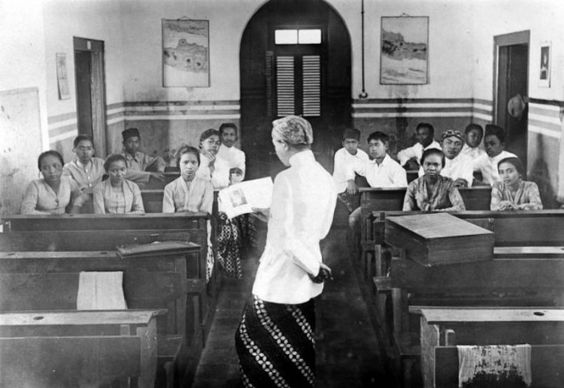 Pendidikan Menurut Ki Hajar Dewantara