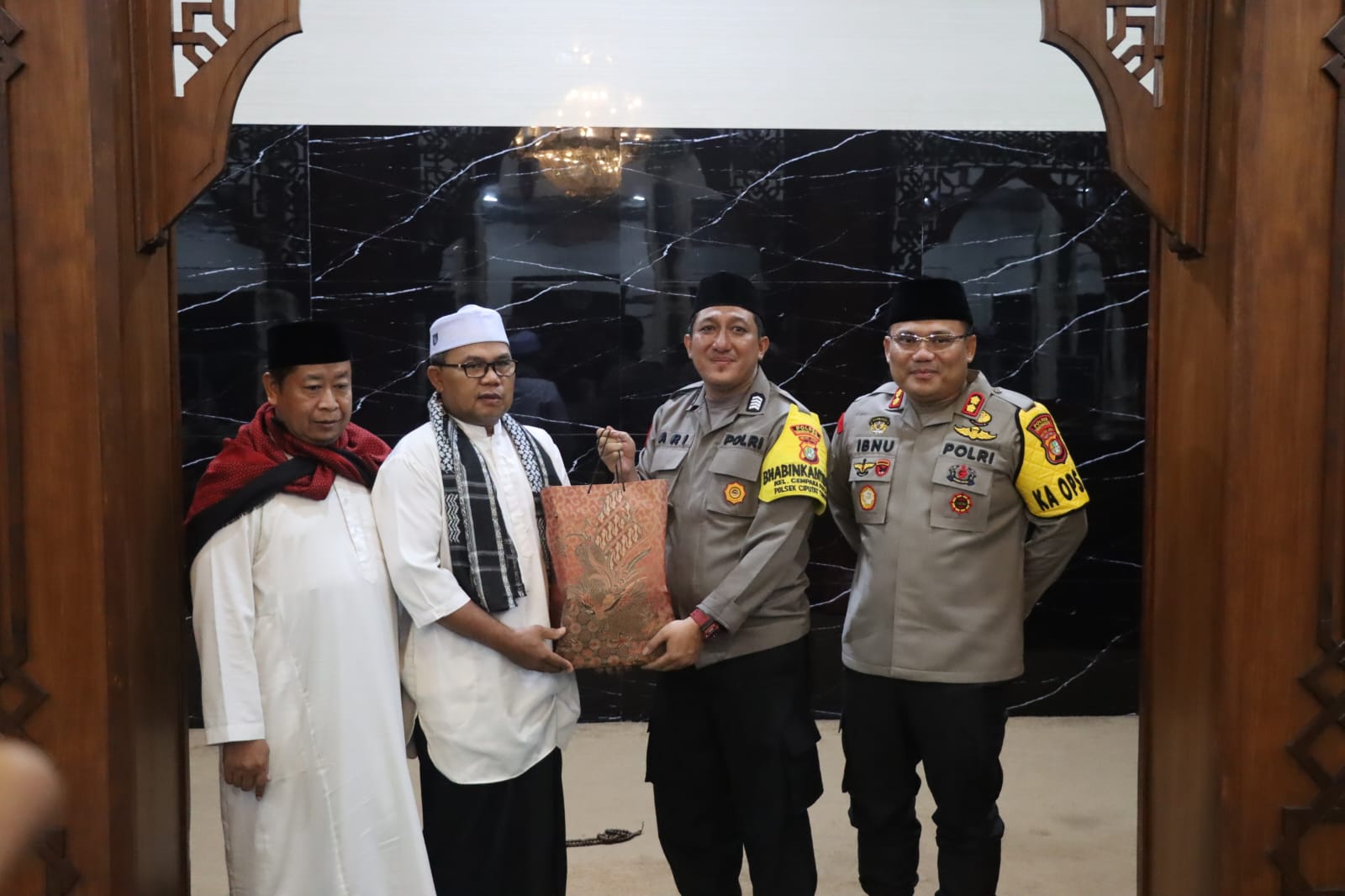 Giliran Wilayah Ciputat Jadi Sasaran Subuh Keliling Kapolres Tangsel