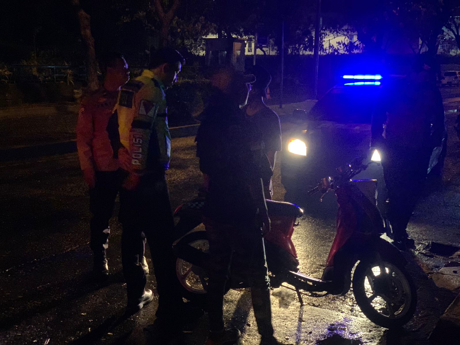 Aksi Balap Lari di Pintu Tol Jelupang Dibubarkan Polisi, Satu Ketangkap