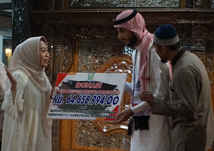Syekh dari Palestina Berterima Kasih Atas Donasi Bupati dan ASN Purbalingga