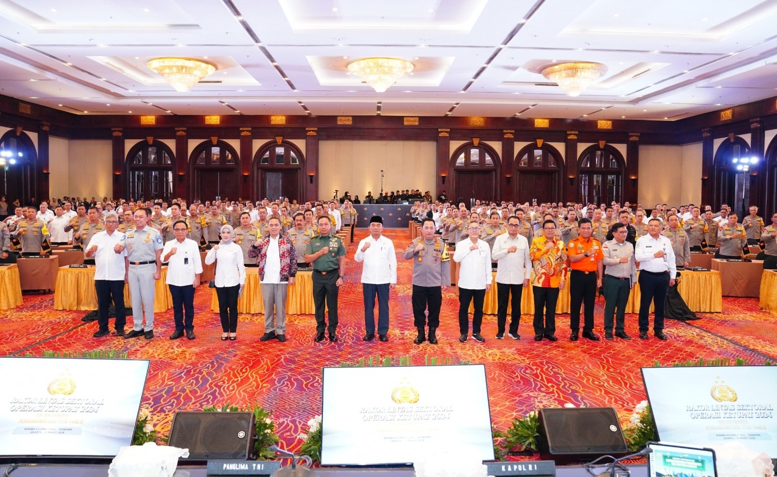 Panglima TNI Hadiri Rapat Koordinasi Lintas Sektoral Operasi Ketupat 2024