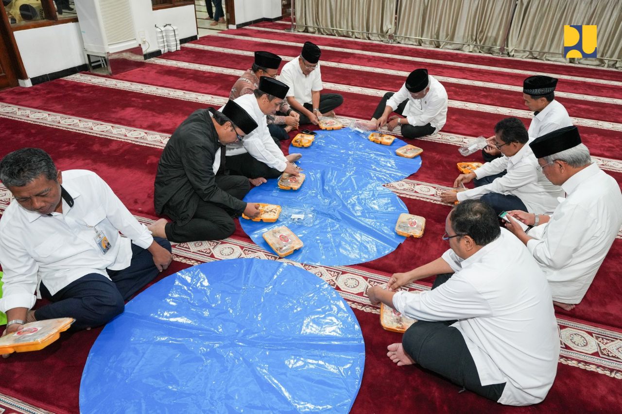 Peringatan Nuzululquran 1445 H, Menteri Basuki: Al-Quran Sebagai Tuntunan Menjalankan Tugas