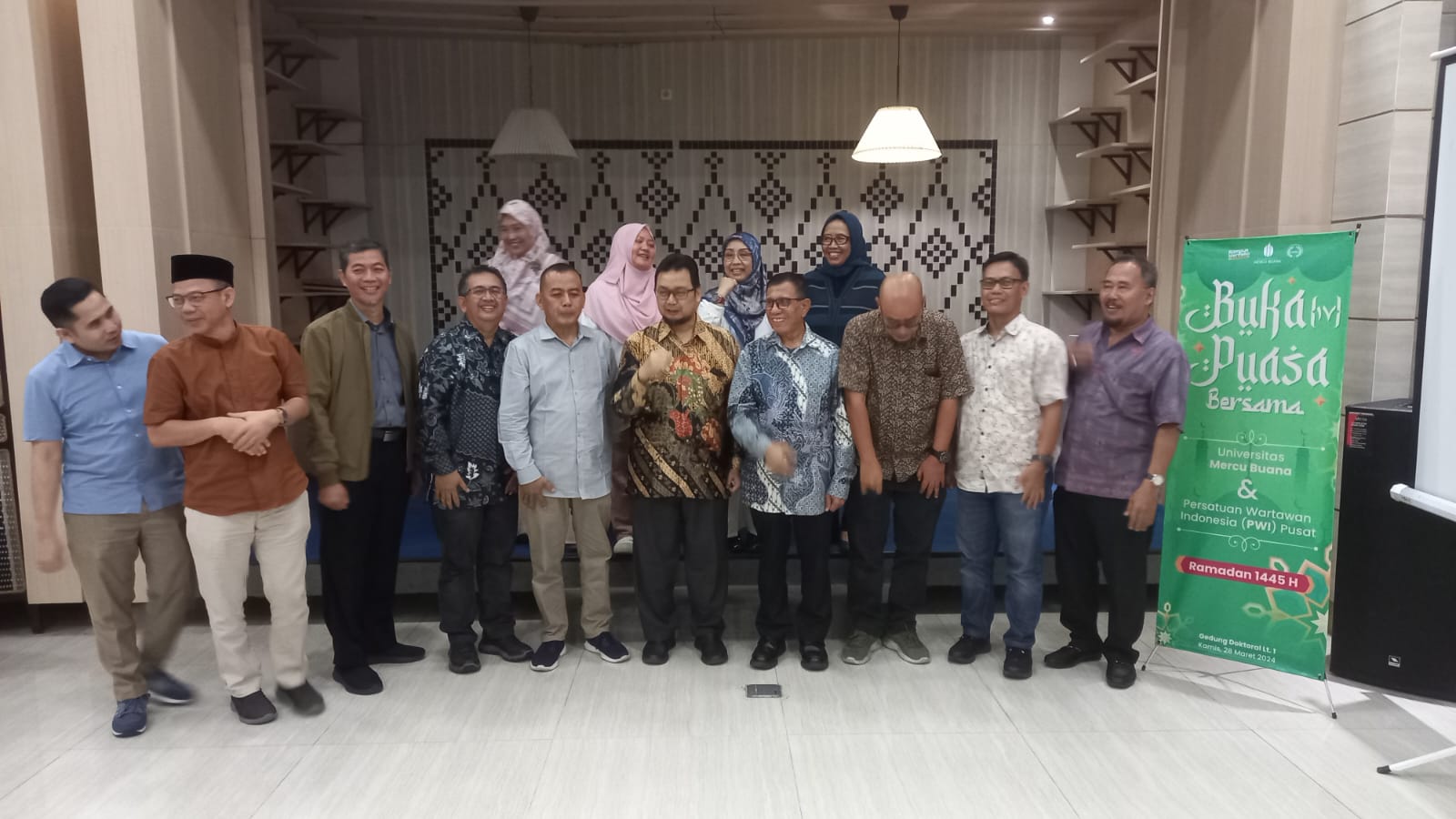 Universitas Mercu Buana dan PWI Pusat Gelar Buka Puasa Bersama, Tekankan Pentingnya Verifikasi dalam Karya Akademik dan Jurnalistik