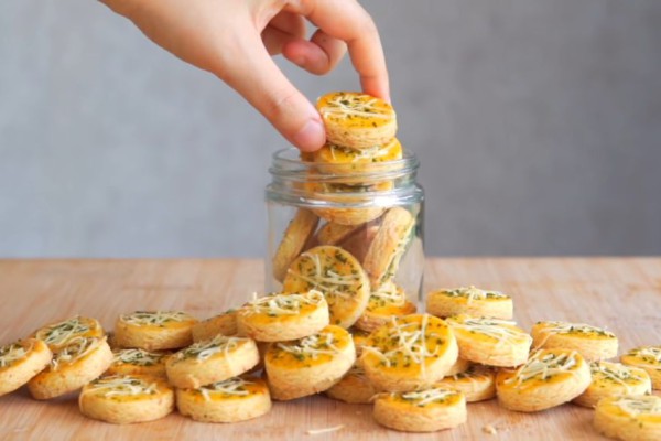 Ide Lebaran, Resep Kue Keju Bawang atau Garlic Cheese Cookies Renyah 