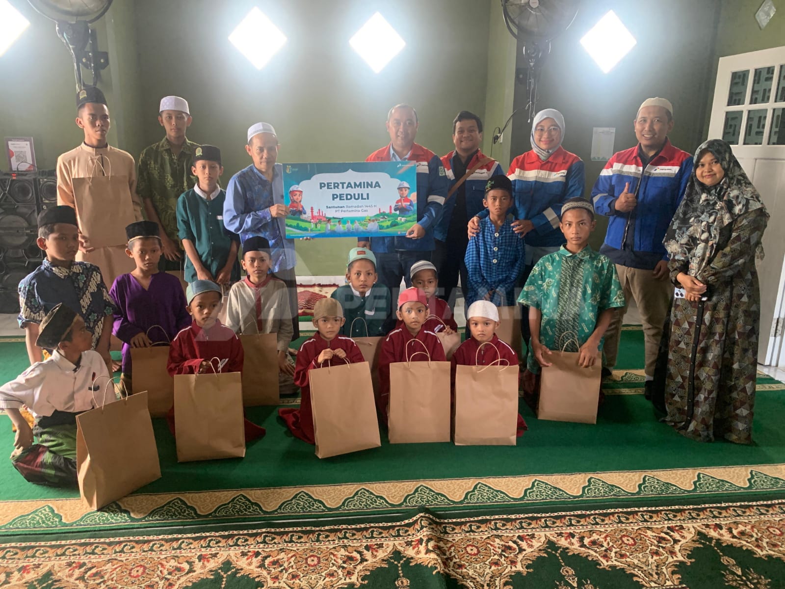 Berbagi Berkah Ramadhan, Pertagas Berikan Santunan Kepada 1.326 Yatim Dhuafa di Seluruh Indonesia