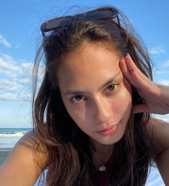 Potret Bare Face Pevita Pearce, Wajah Glowing dan Cantik Alami Jadi Sorotan