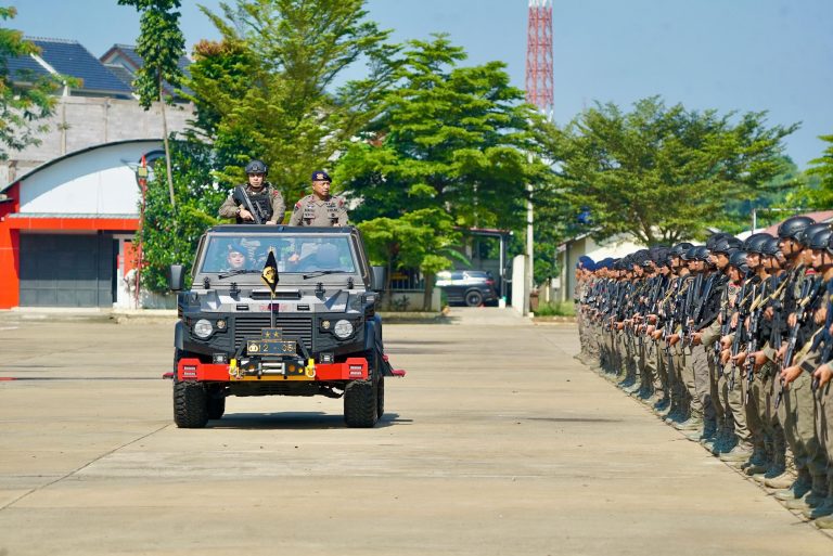 Tingkatkan Kemampuan, Korps Brimob Polri Laksanakan Dikbangspes Jungle Warfare Dan Pelatihan Pra Operasi Amole-2024