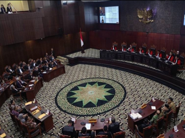 “Dissenting Opinion” Pertama dalam Sejarah Perkara PHPU Presiden di MK