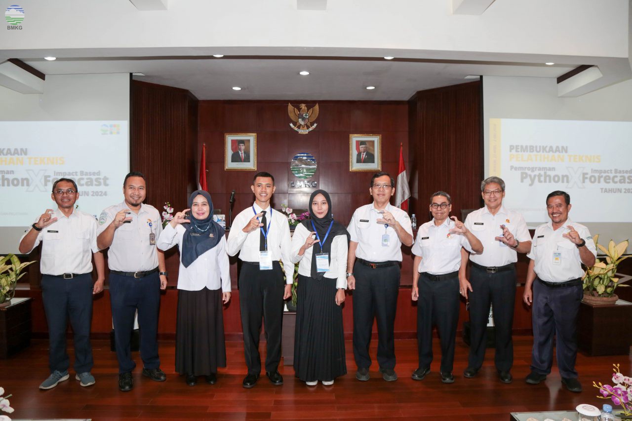 BMKG Gelar Pelatihan Teknis Pemrograman Python dan Impact-Based Forecaster Tahun 2024