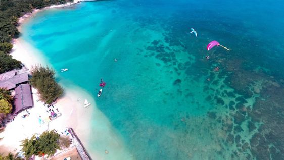 Pantai Tanjung Lesung: Pesona Keindahan Alam Banten yang Memukau