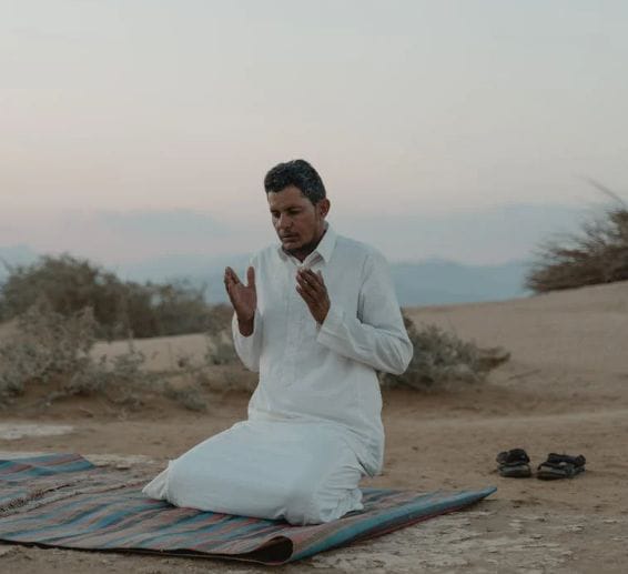 Doa Jumat Sore Agar Hajat Terkabul