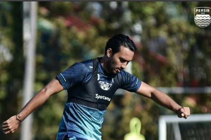 Persib Imbang Lawan Bali United di leg 1 Semifinal Championships series Liga 1 2023/2024, ini yang dikatakan Ezra Walian