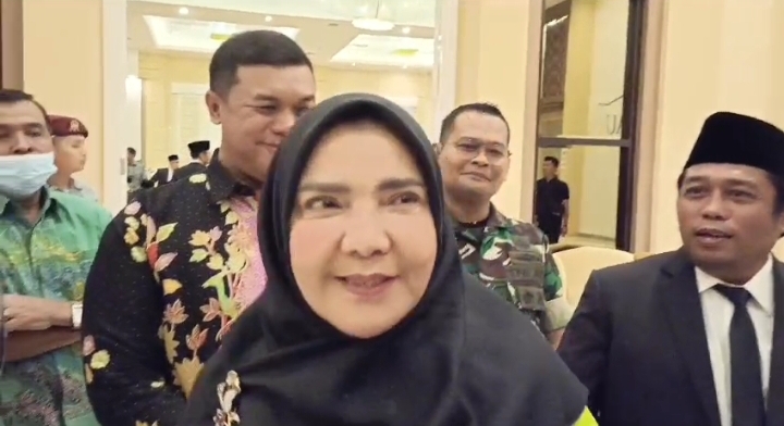 Wali Kota Bandarlampung Eva Larang Pelajar Study Tour