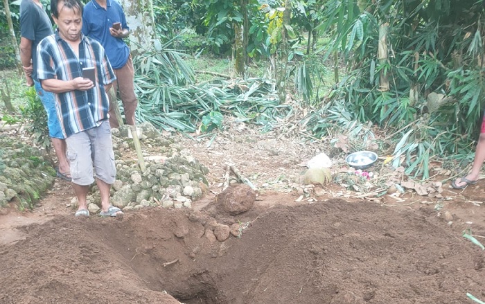 Makam Mahasiswi Dibongkar secara Misterius, Warga Binangun Purbalingga Heboh