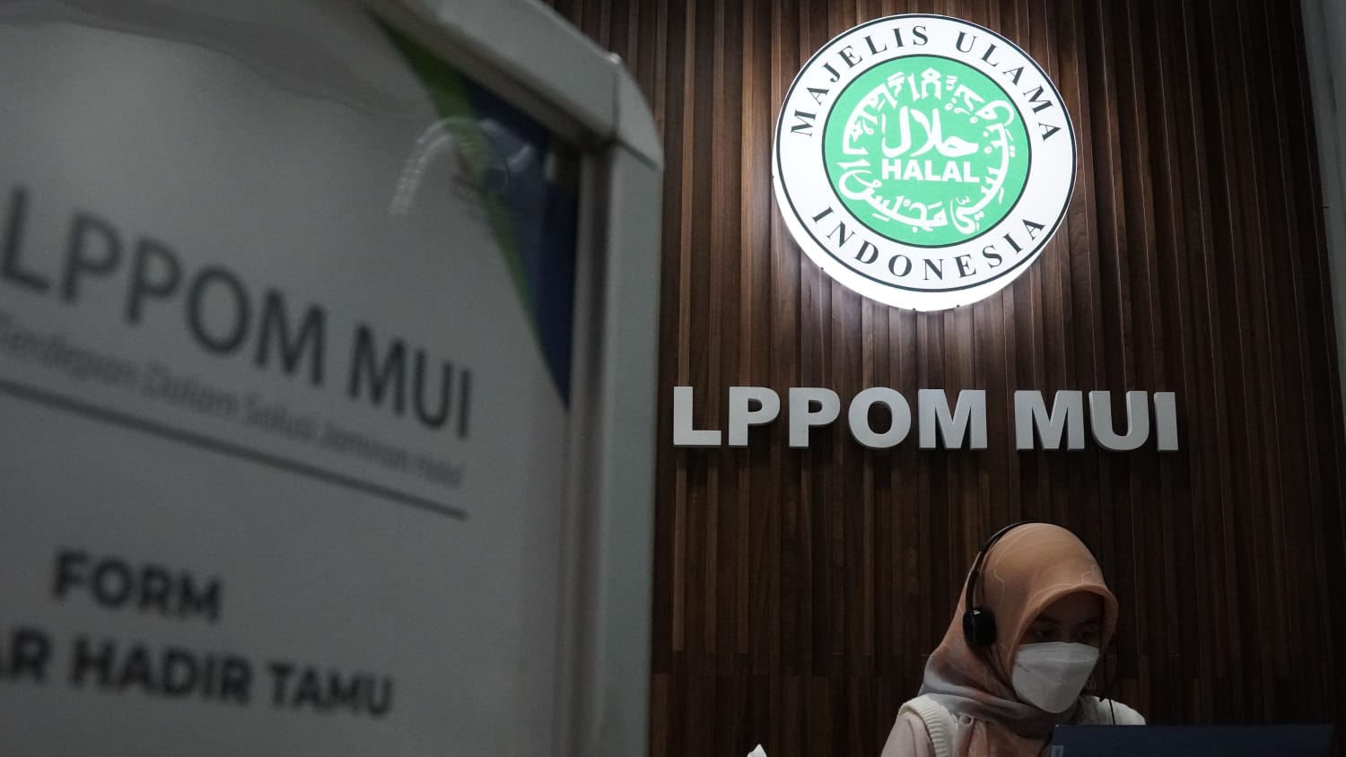 Pemerintah Tunda Masa Tenggang Wajib Halal Oktober 2024, LPPOM Tetap Ajak UMK Bersiap Diri