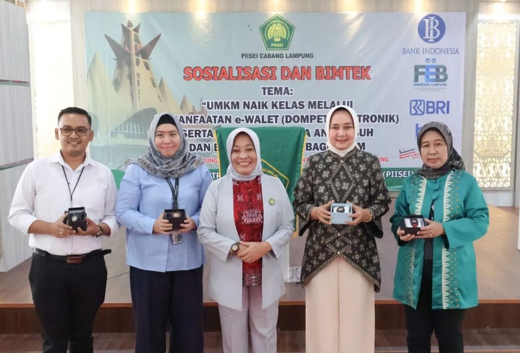 Riana Sari Arinal Buka Kegiatan Sosialisasi dan Bimbingan Teknis Pemanfaatan QRIS Bagi UMKM