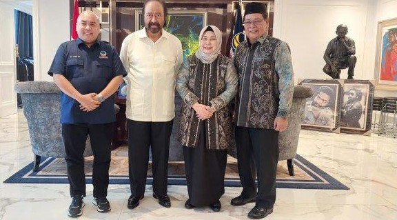 Surya Paloh Dukung Penuh: Acil Odah dan Rozanie Siap Berjuang di Pilgub Kalsel 2024