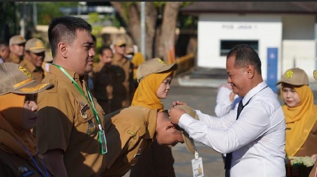 Wali Kota Banjarmasin Kenalkan ID Card ASN untuk Transaksi Non-Tunai