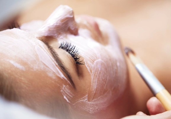 6 Alasan Kamu Butuh Facial Treatment Lebih Eksklusif