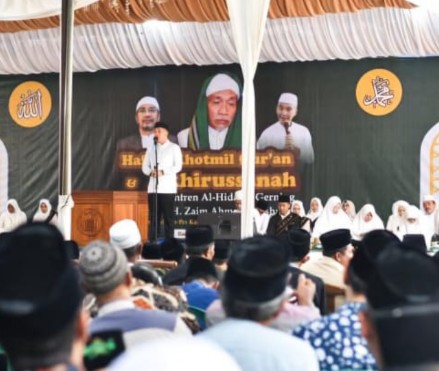 Pengajian Akbar, Bupati Dendi Ajak Wujudkan Pilkada Beradab