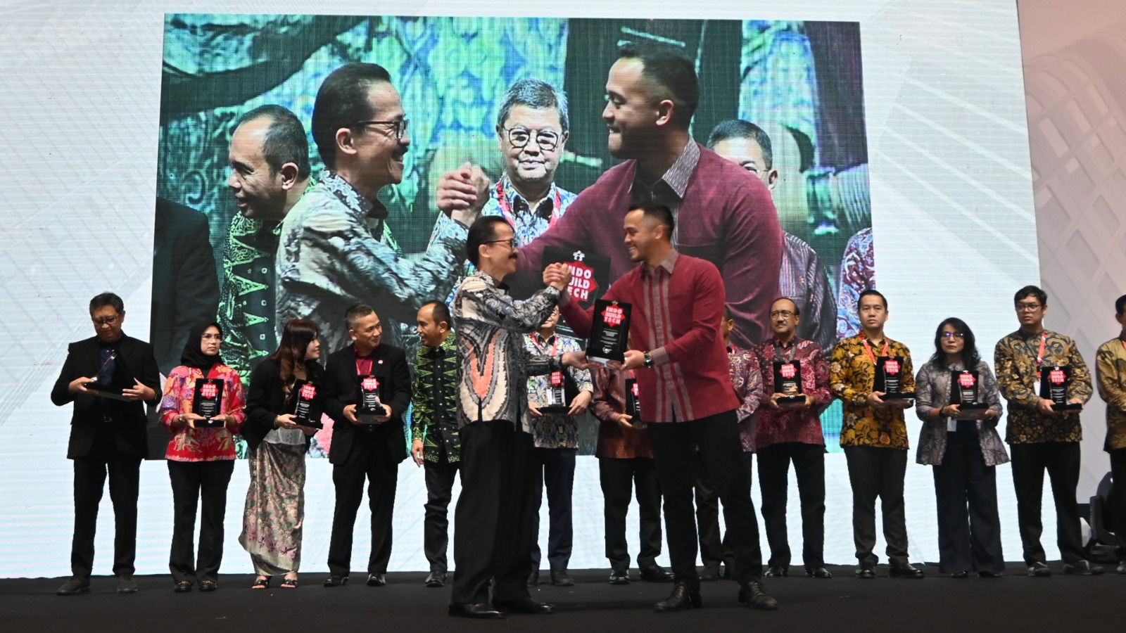 APTIKNAS Kembali Berkontribusi Pada IndoBuildTech Expo 2024