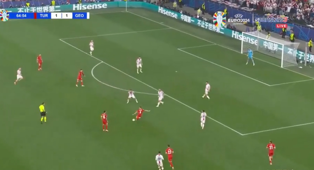 5 Tendangan Ciamik dari Luar Kotak Penalti Babak Group Euro 2024, Bocah Ajaib Turki Pecahkan Rekor CR7