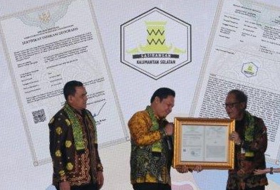 Kain Sasirangan Terdaftar sebagai Indikasi Geografis