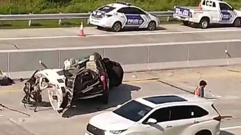 Pajero Hantam Truk Tronton di Kaliwungu, 4 Orang Satu Keluarga Tewas