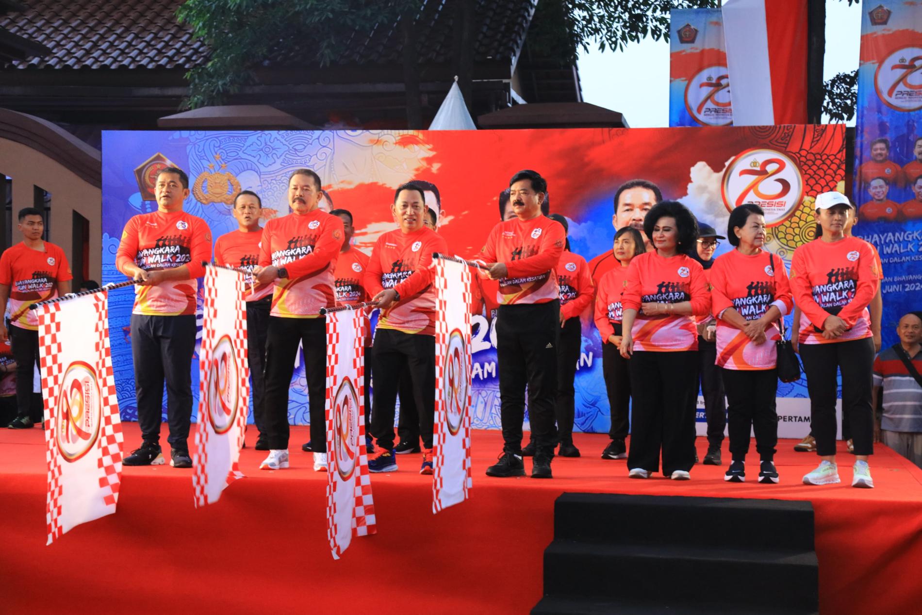 Dituding Tak Akur Polri, Kejaksaan, TNI, Kapolri Buka Acara Fun Walk 2024 Menggandeng Kajagung dan Kasad TNI, 