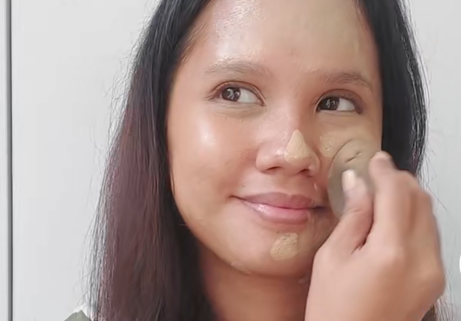 Gak Ribet, Make-up Look yang Simpel dan Glowing, Tahan Lama Sepanjang Hari