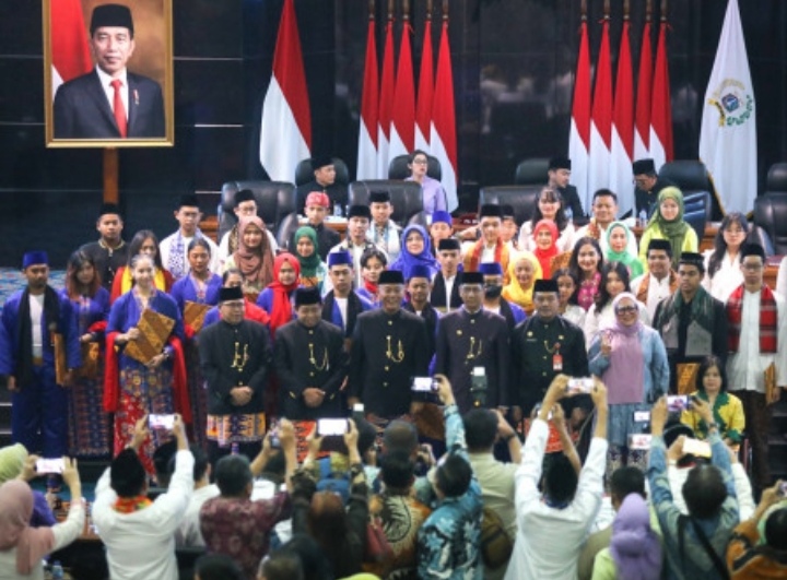 DPRD DKI Jakarta Tak Cuma Pandai Membuat Aturan, Juga Menghargai Atlet Berprestasi Dengan Memberi Bonus