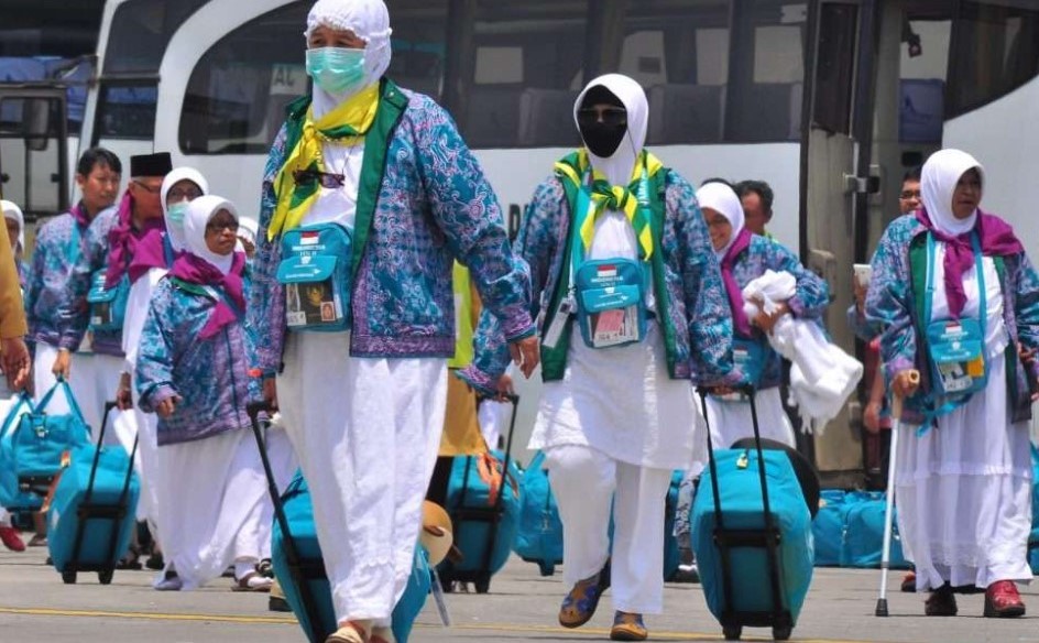 Tiba Perdana Jemaah Haji Kalsel di Bandara Syamsudin Noor