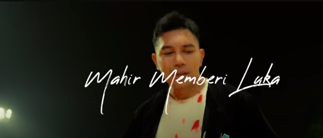 Mahir Memberi Luka
