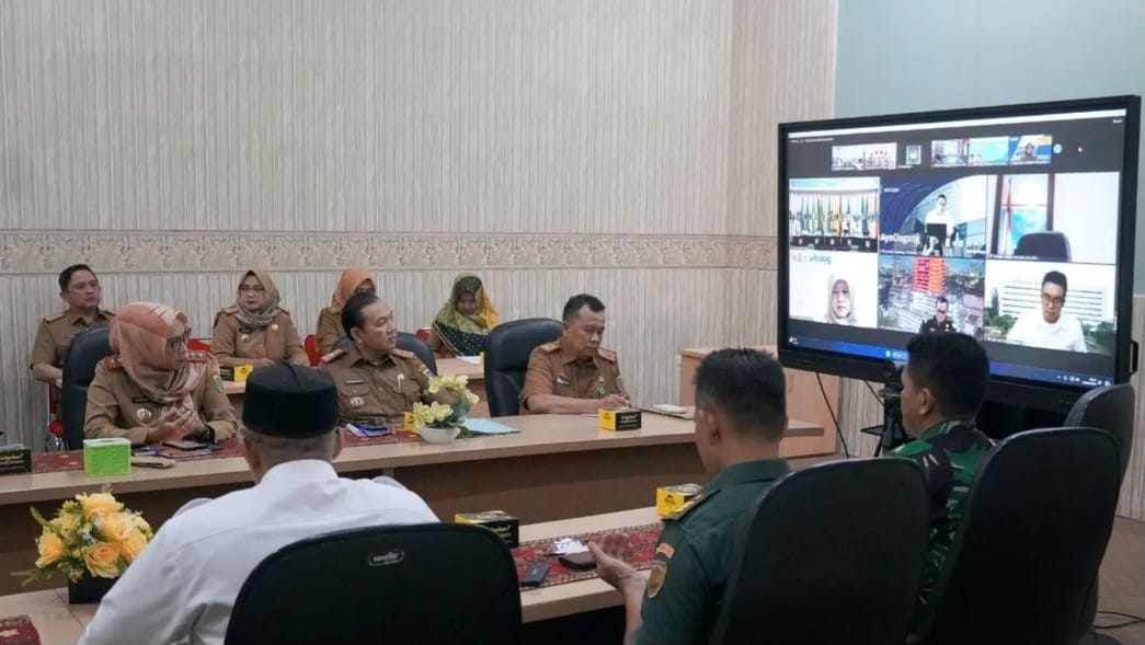 Pj. Gubernur Lampung Mengikuti Rakor Pengendalian Inflasi Daerah Bersama Mendagri