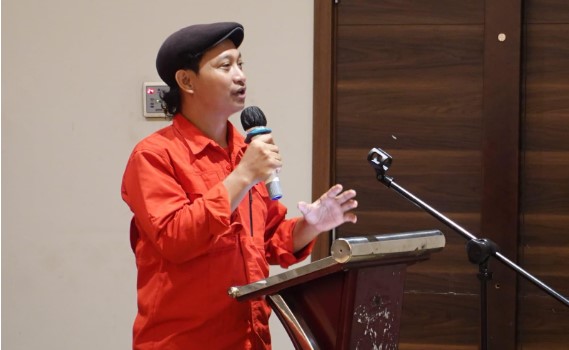 Isu PHK Besar-besaran Buruh, Modus Kaum Kapitalis Selamatkan Bisnis dan Industri Berat
