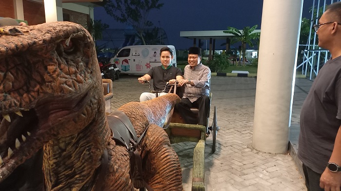 Gus Yusuf Datangi Rumdin Bupati Kendal, Ada Apa?