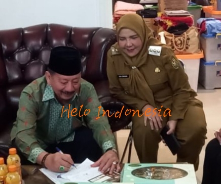 Eva Dwiana Temani Sang Suami, Herman HN, Coklit KPU 
