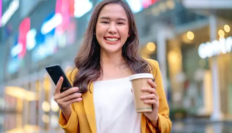 Sikap Charming Agar Dapat Disukai Banyak Orang